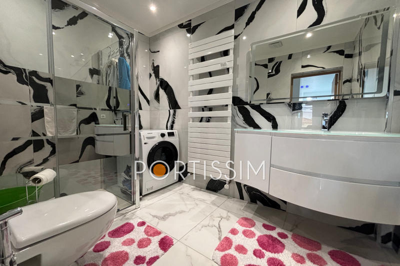 Maison - 138 m² - 5 pièces