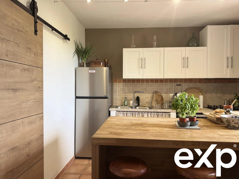 Maison traditionnelle - 95 m² - 3 pièces