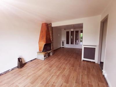 Maison - 102 m² - 4 pièces