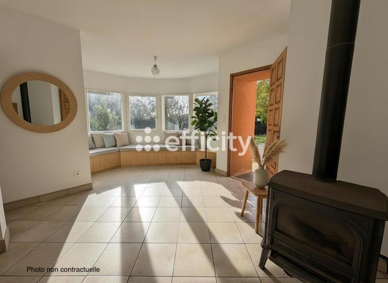 Maison - 180 m² - 8 pièces