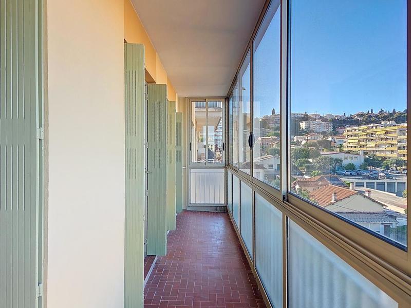 Appartement - 77 m² - 4 pièces