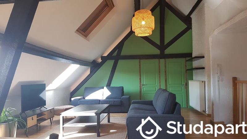 Chambre - 11 m² - 1 pièce