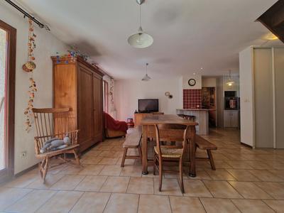 Maison - 102 m² - 5 pièces