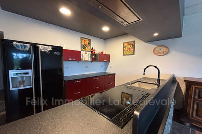 Maison - 173 m² - 6 pièces