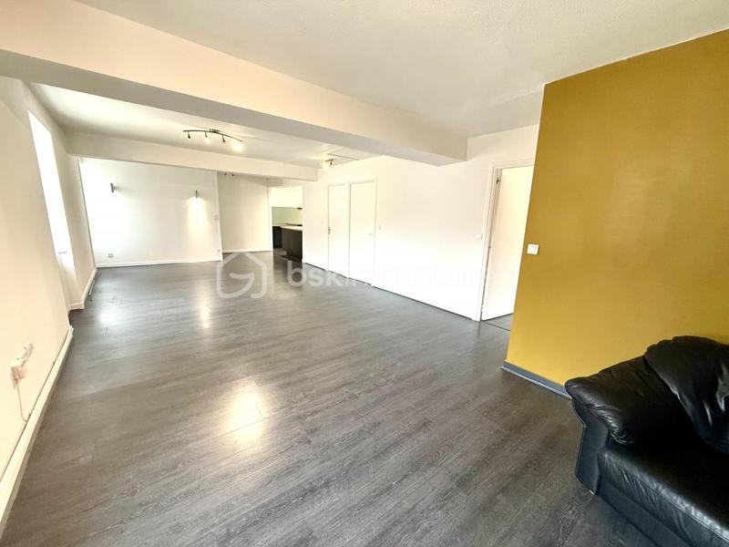 Appartement - 90 m² - 4 pièces