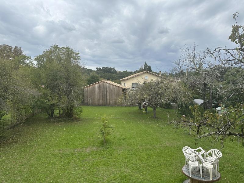 Maison - 85 m² - 5 pièces