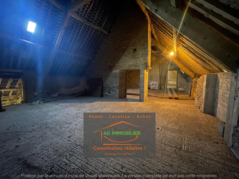 Maison - 380 m² - 5 pièces