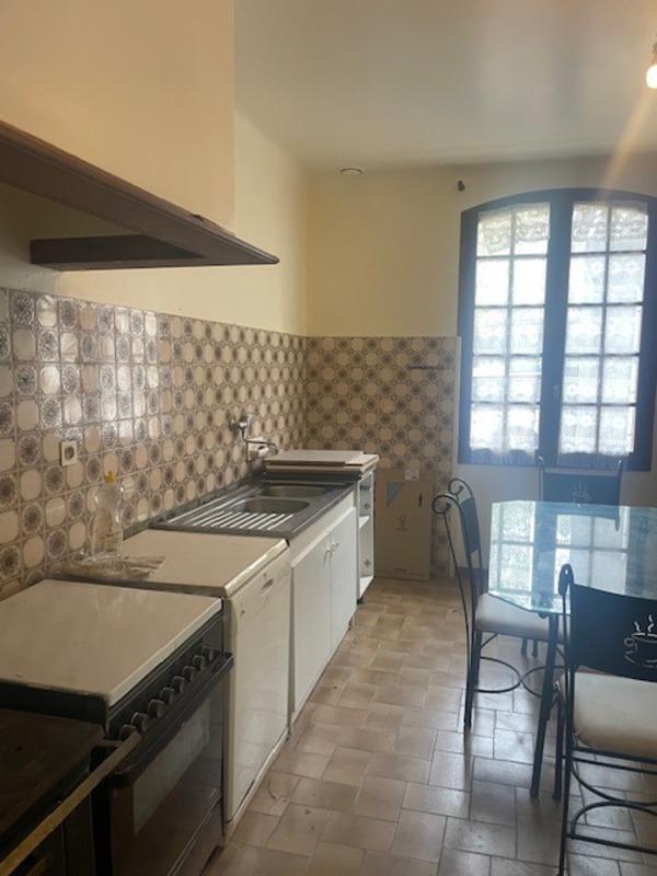 Corps de ferme - 250 m² - 15 pièces