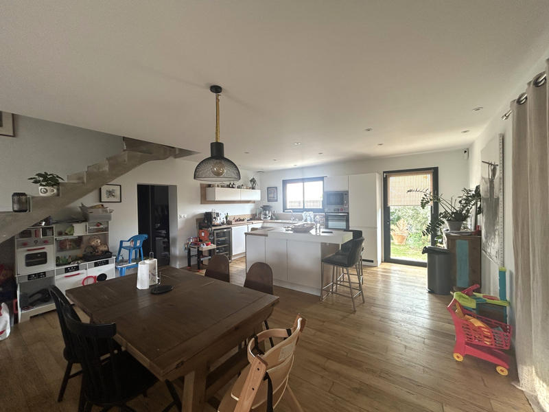 Maison - 115 m² - 4 pièces