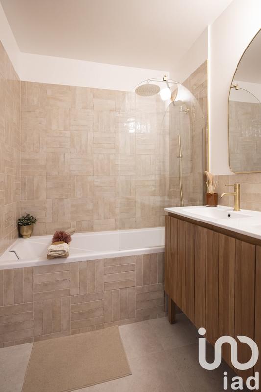 Appartement - 101 m² - 4 pièces