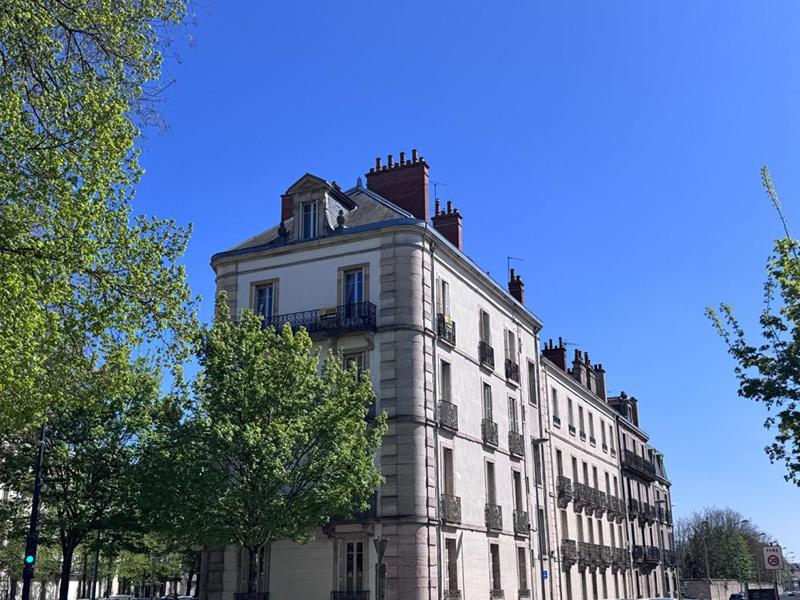 Appartement - 188 m² - 6 pièces