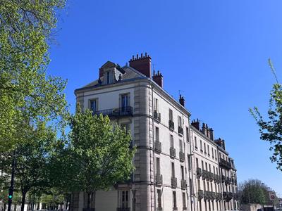 Appartement - 188 m² - 6 pièces