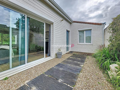 Maison - 174 m² - 6 pièces