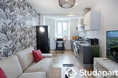 Chambre - 10 m² - 1 pièce