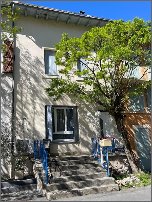 Maison - 177 m² - 7 pièces