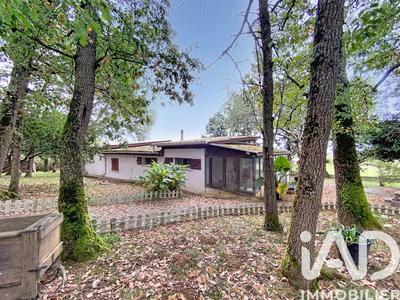 Maison - 88 m² - 3 pièces