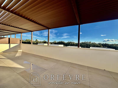 Appartement - 90 m² - 3 pièces