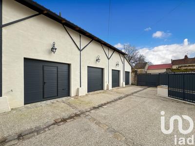 Maison - 291 m² - 10 pièces