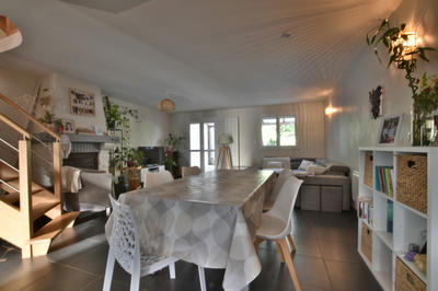 Maison - 123 m² - 7 pièces