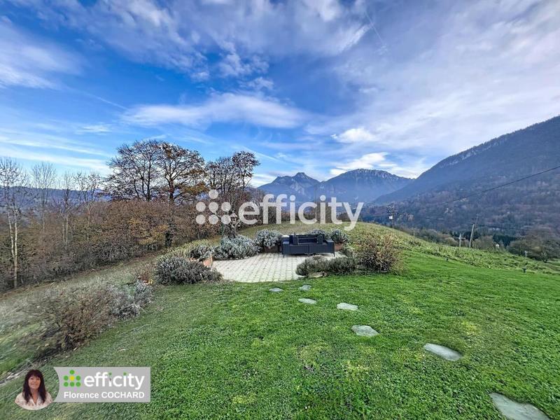 Maison - 193 m² - 4 pièces