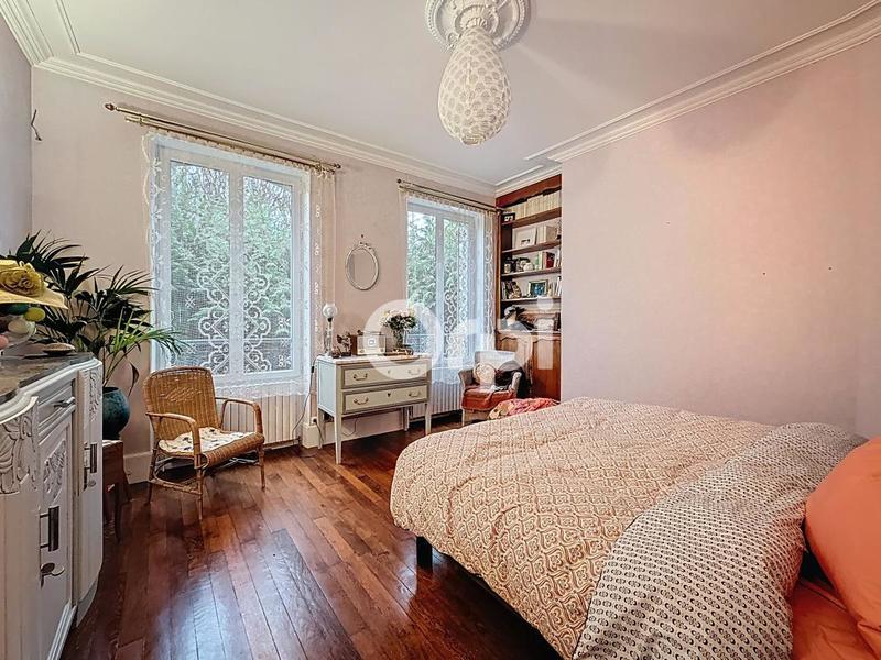 Maison - 96 m² - 5 pièces