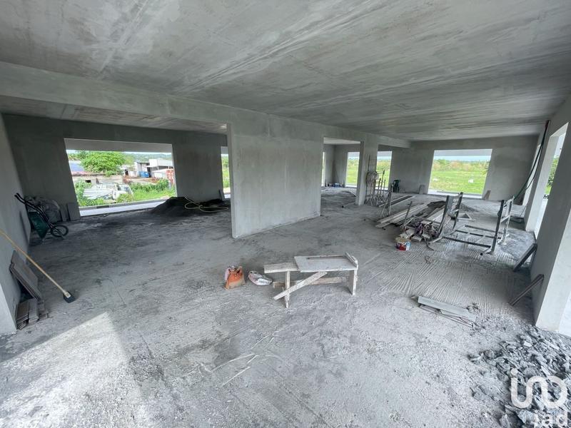 Local commercial - 204 m²