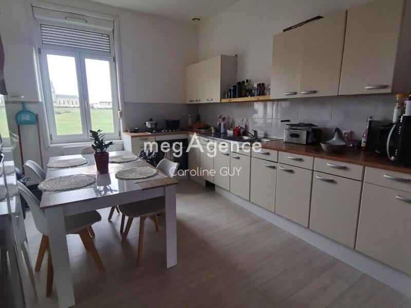 Maison - 110 m² - 6 pièces