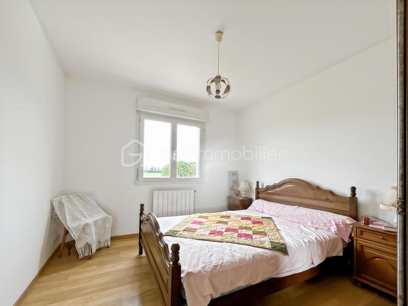 Maison - 93 m² - 5 pièces