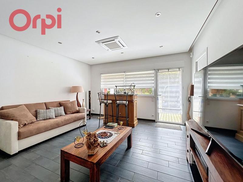 Villa - 225 m² - 5 pièces