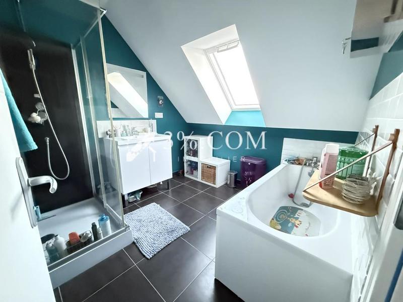 Maison - 102 m² - 5 pièces