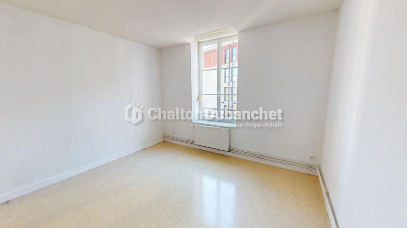 Appartement - 125 m² - 4 pièces