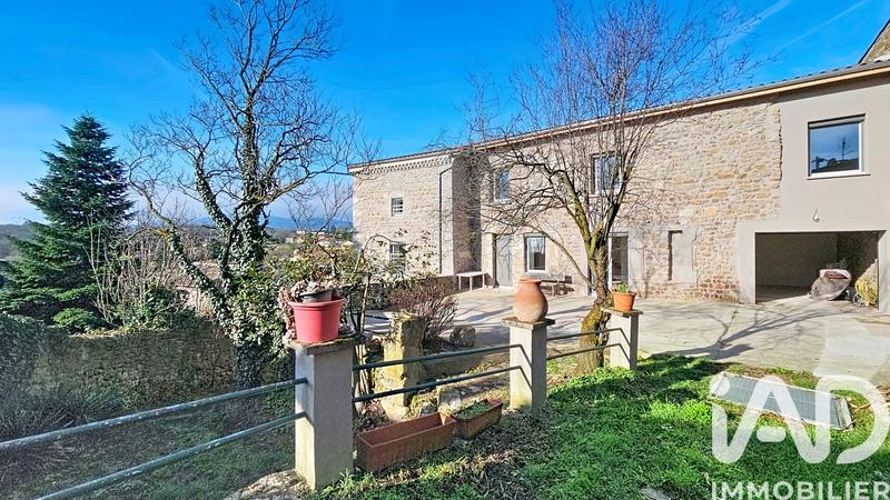 Maison - 199 m² - 8 pièces