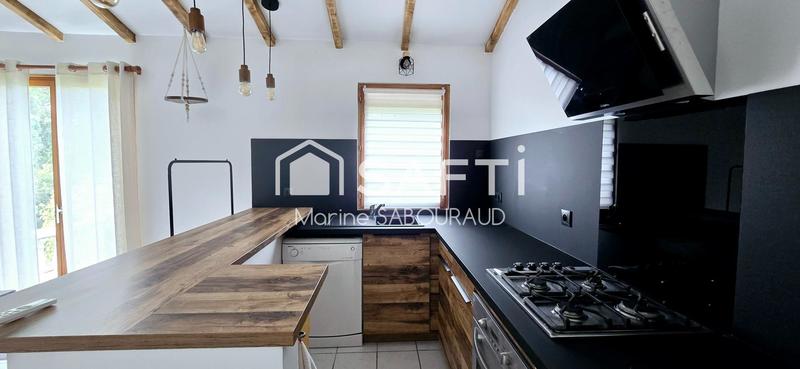 Maison - 190 m² - 8 pièces