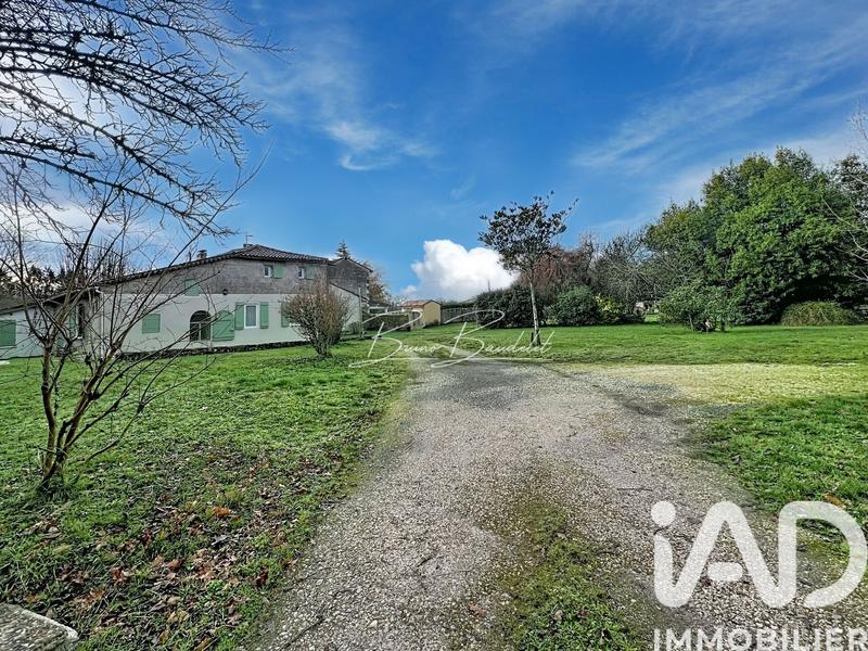 Maison de campagne - 262 m² - 7 pièces
