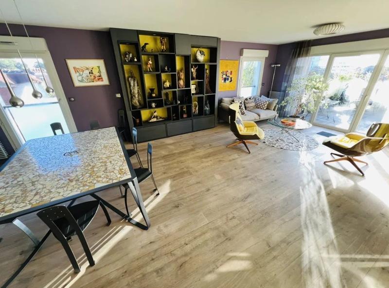 Appartement - 110 m² - 3 pièces