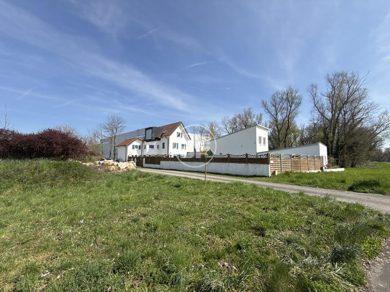 Maison - 400 m² - 7 pièces