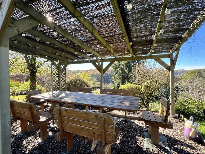 Maison - 147 m² - 9 pièces