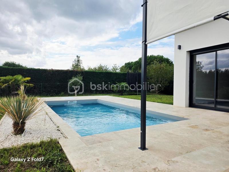 Maison - 137 m² - 5 pièces