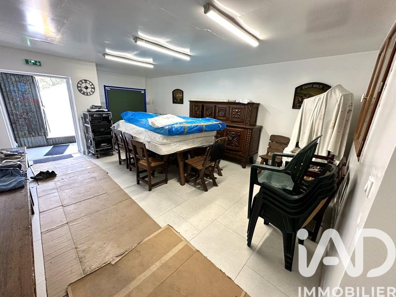 Terrain - 68 672 m²