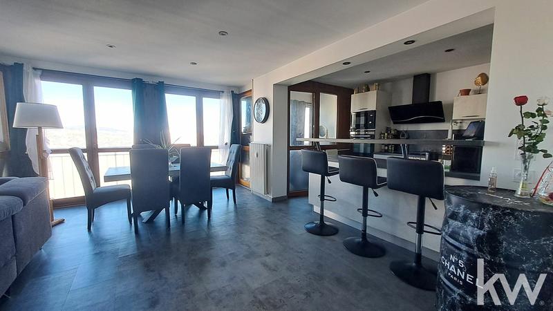 Appartement - 85 m² - 4 pièces