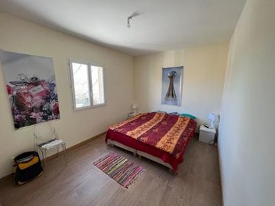 Maison - 310 m² - 13 pièces