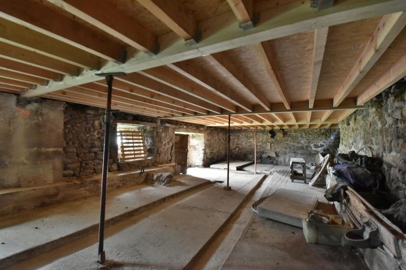 Maison en pierre - 180 m² - 2 pièces