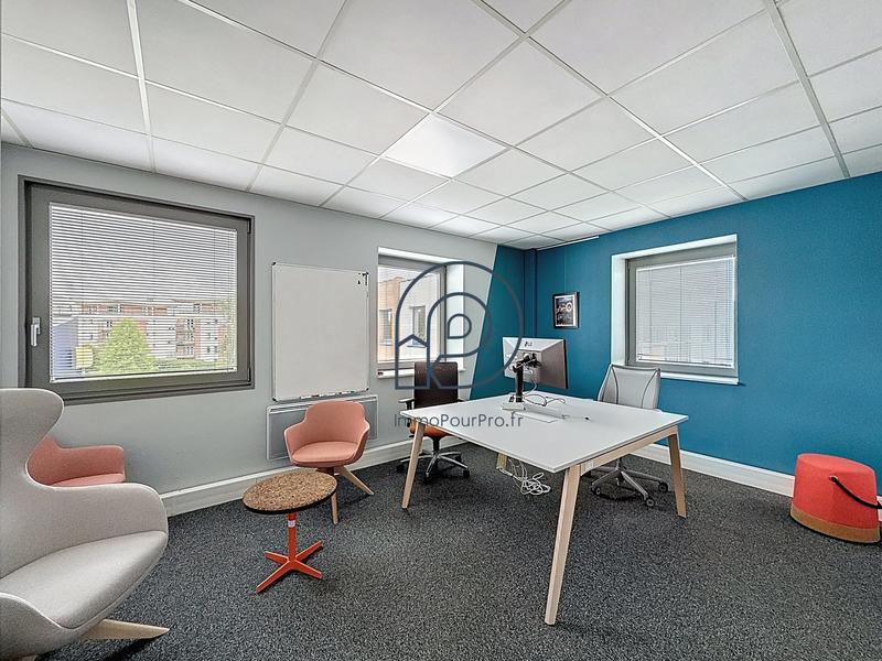 Bureau - 305 m²