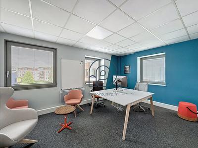 Bureau - 305 m²