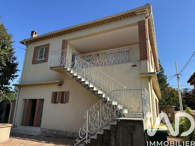 Maison - 200 m² - 7 pièces