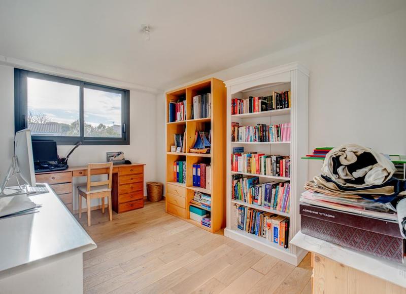 Maison - 212 m² - 7 pièces