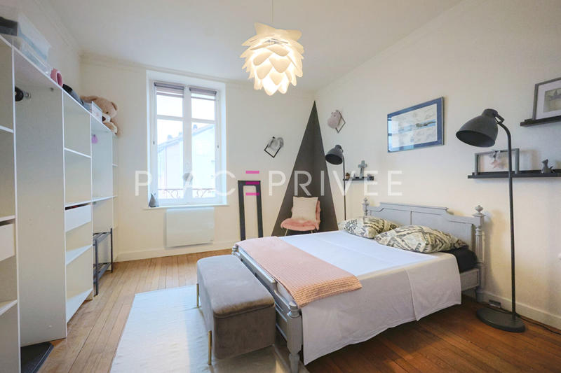 Appartement - 131 m² - 5 pièces