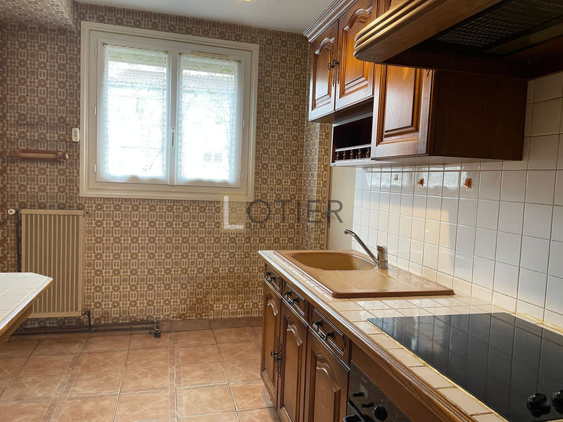 Maison - 101 m² - 5 pièces