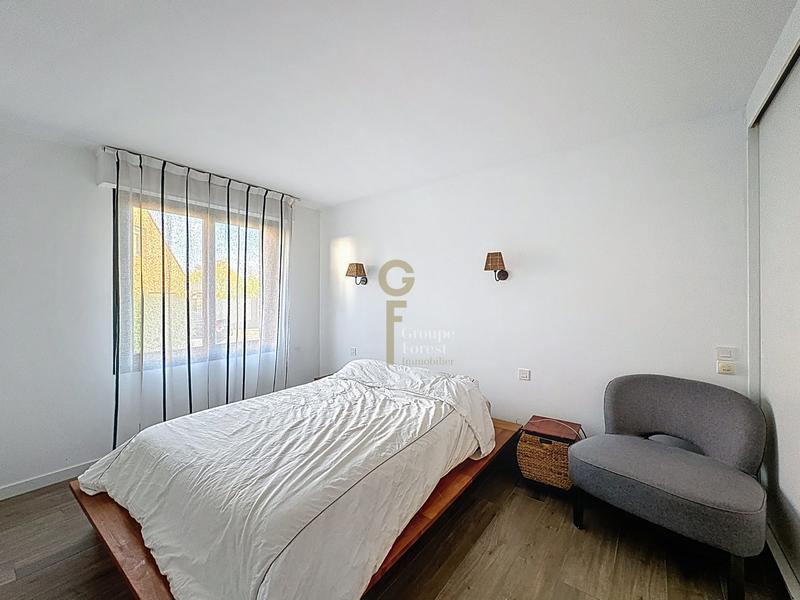 Maison - 183 m² - 12 pièces