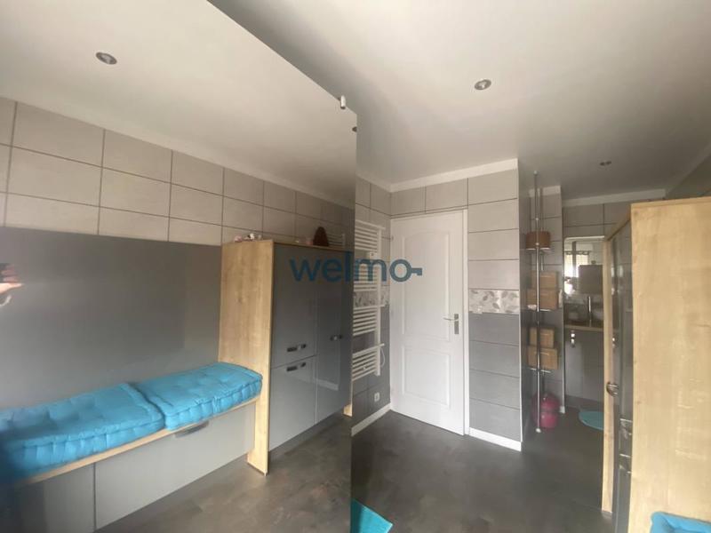 Maison - 230 m² - 9 pièces